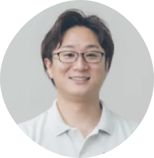 石田 卓三の顔写真